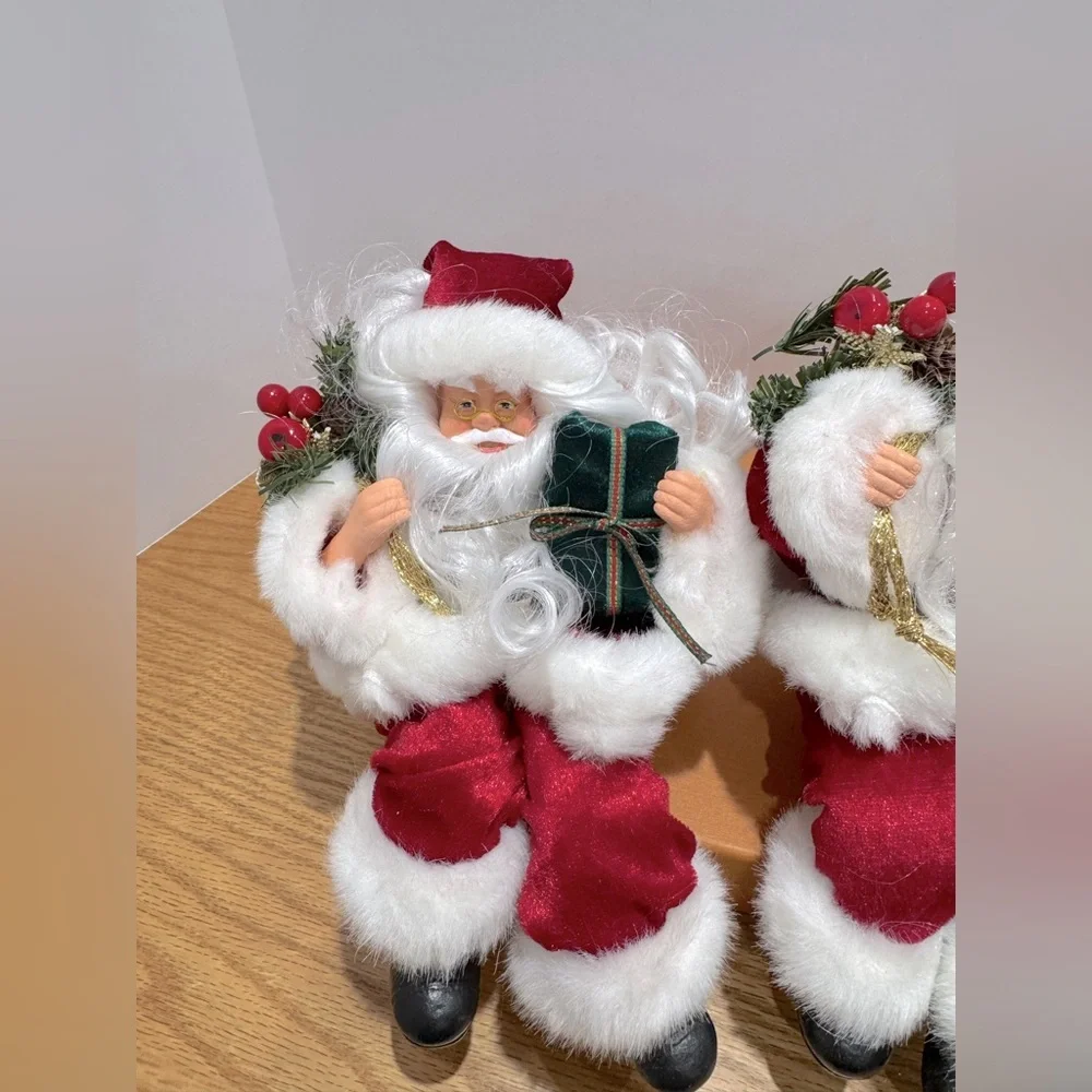 Vintage 90’s Christmas Santa’s sitting on shelf stocking holders
